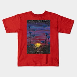 Catching The Last Rays Kids T-Shirt